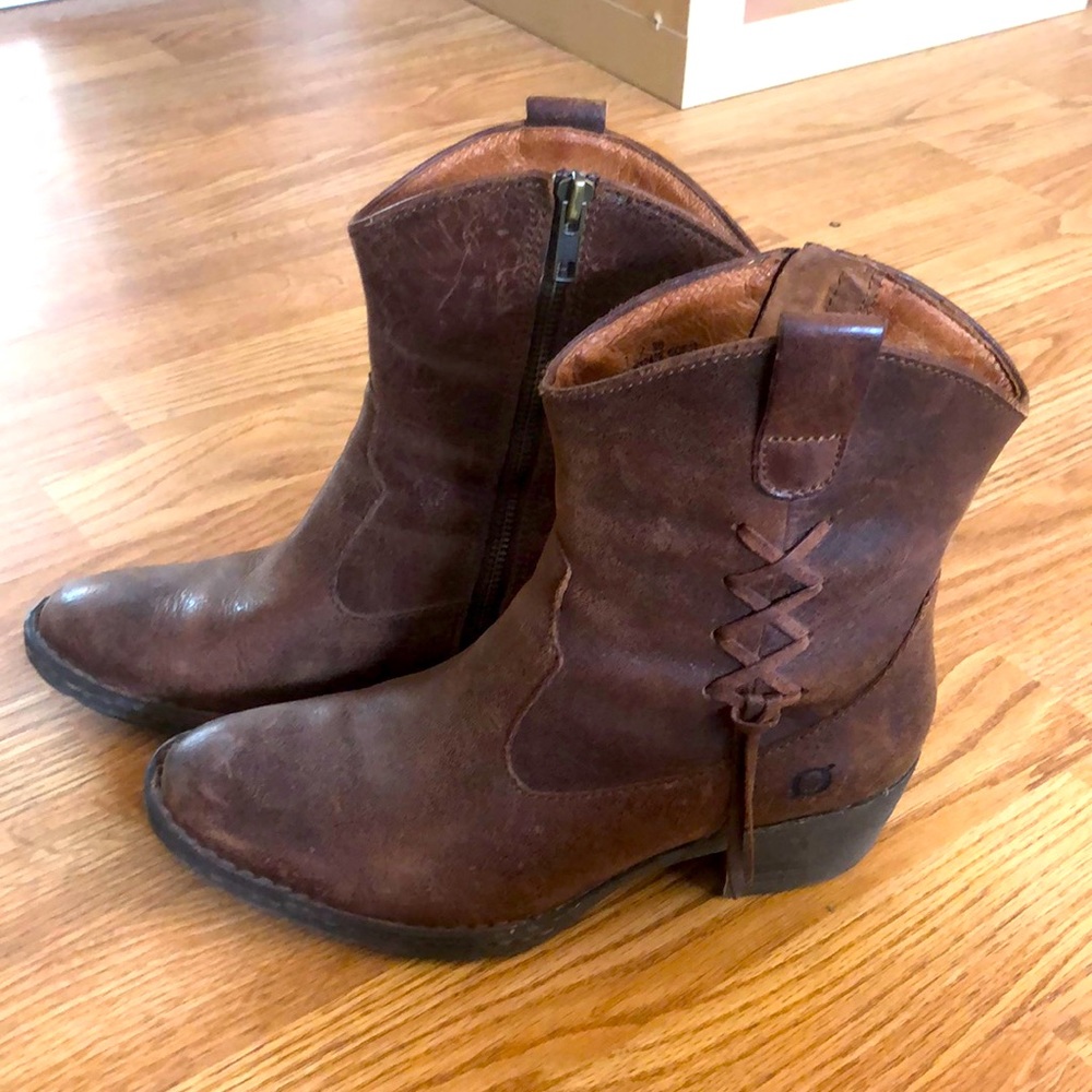 Born ankle boots